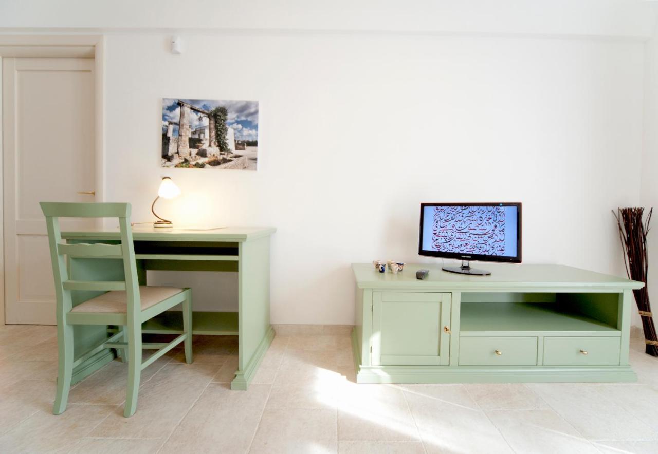 San Velletri Guest House Savelletri Стая снимка